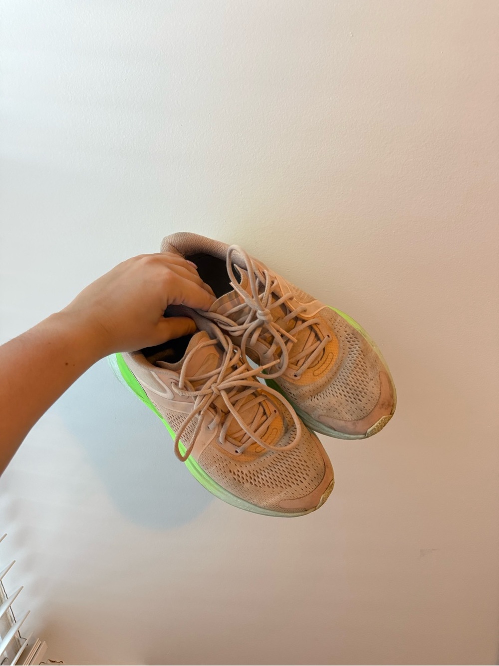 Lulu Sneakers